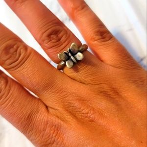 Retired James Avery buttefly ring
